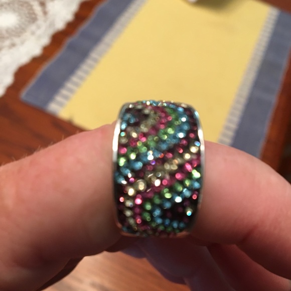 Ring - Picture 3 of 5